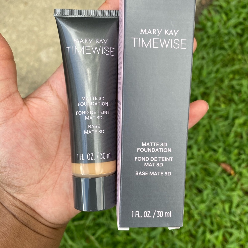 Matte foundation (contact me for different shades)